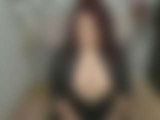 Live cam show with Fetish Girl - Nails on Porn Luv