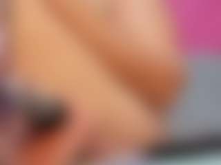 Live cam show with SOPHIE PARKER - Oil on Camsoda