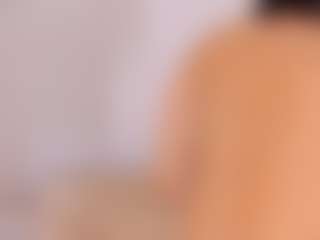 Live cam show with Polly Babe - Striptease MILF on fapnchat