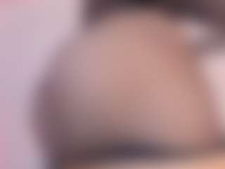 Polly Babe MILF webcam performer live streaming
