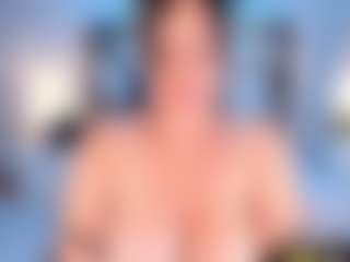 Live cam show with Alejandra - Teen (18+) on livesuperchat.net