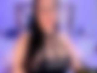 Live cam show with Alejandra - Fingers on Camsoda