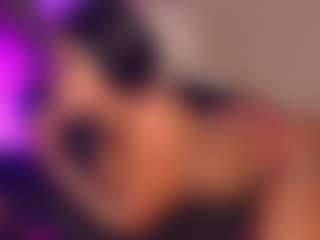 Live cam show with britannyebony - French on xDating | colombia