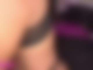Live cam show with britannyebony - Milk on Sweet Sext