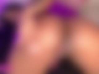 Live cam show with britannyebony - Milk on x69.live