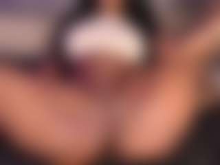 Live cam show with britannyebony - French on Camsoda | colombia