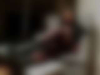 Live cam show with Ebony Supreme - Black HD on xfollow cams