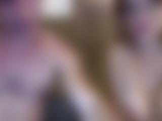 MadeInCanarias's Live Sex Cam Show