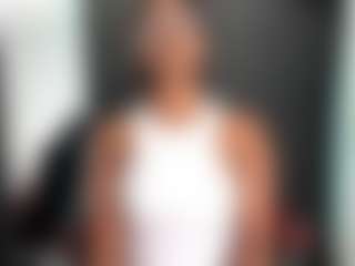 Live cam show with connywells - Slimthick on Latina Girls