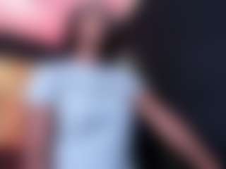 Live cam show with connywells - Queen on CamClone