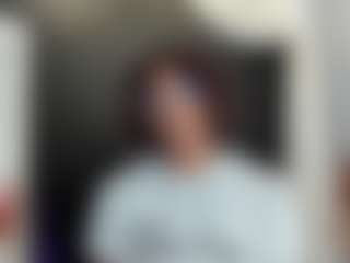 Spettacolo in cam dal vivo con connywells - Spank Black su Camsoda