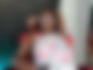 Live cam show with connywells - Ebony Petite on Hubzter Live