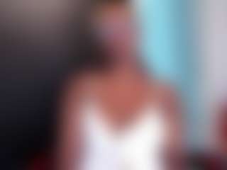 Live cam show with connywells - Slimthick on dropp.cam