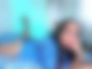 Carolinasweet33's Live Sex Cam Show