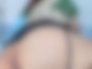 Carolinasweet33's Live Sex Cam Show