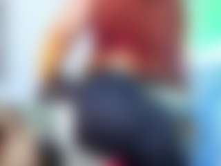 Live cam show with Carolinasweet33 - Thick on milfzrlive.com