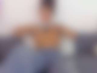Live cam show with Hanna Cupper - Anal on AdultVida.com