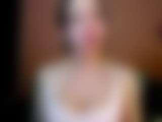 Live cam show with paulinadelatorre - Brown Hair Petite on dropp.cam