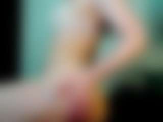 Live cam show with paulinadelatorre - Athletic on madthumbs