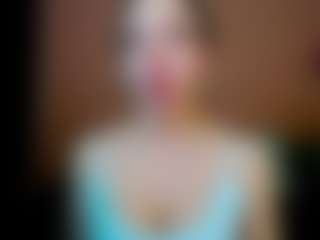 Live cam show with paulinadelatorre - Teasing on Camsoda