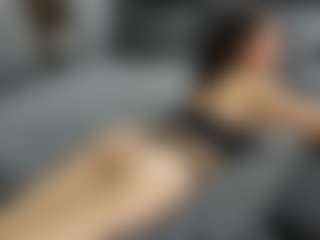 Live cam show with Dyanne18 - Smoke on fuck-show.com