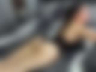 Live cam show with Dyanne18 - Interactivetoy on PervPlay.com