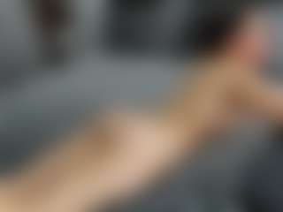 Live cam show with Dyanne18 - Interactivetoy on mypornchat.com