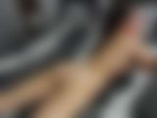 Live cam show with Dyanne18 - Smoke on Nude Live Now