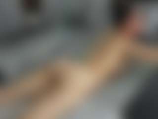 Live cam show with Dyanne18 - Interactivetoy on Camming Site