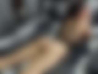 Live cam show with Dyanne18 - Smoke on realtime-chat