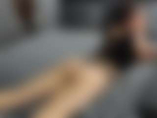 Live cam show with Dyanne18 - Smoke on Instabang