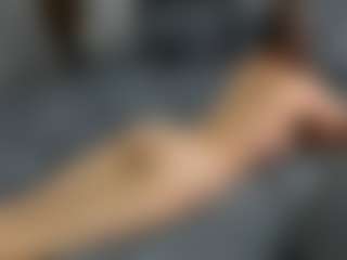 Live cam show with Dyanne18 - Doggy on galaxygirlnitro.com