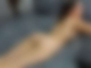 Live cam show with Dyanne18 - Smoke on Camsoda