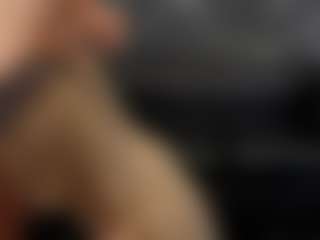 PeachAnna's Live Sex Cam Show