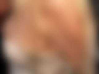 PeachAnna's Live Sex Cam Show