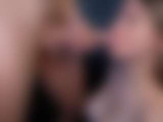 PeachAnna's Live Sex Cam Show