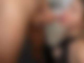Live cam show with PeachAnna - Car on Milf Play