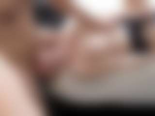 PeachAnna's Live Sex Cam Show