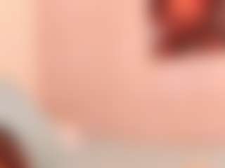 Live cam show with Nicol Villa - Small on Camsoda