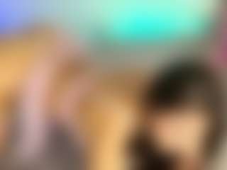 Live cam show with Alexa Whittee - Show on StripNow