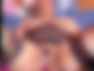Live cam show with ingritbittch - Interactivetoy on SquirtSoMuch