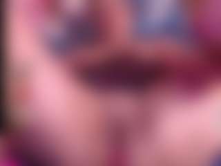 ingritbittch's Live Sex Cam Show