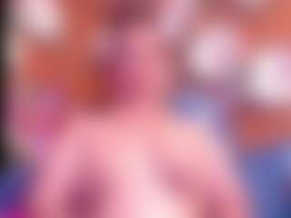 ingritbittch's Live Sex Cam Show