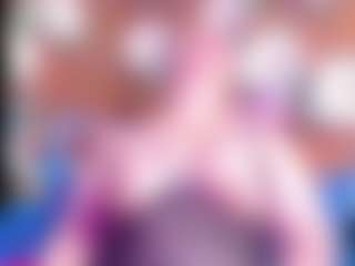 Live cam show with ingritbittch - Hairy on Dolls Live