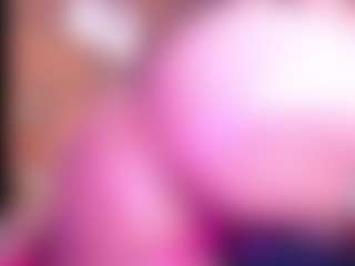ingritbittch's Live Sex Cam Show