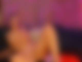 Live cam show with Ariana - Tiny on Free Soda
