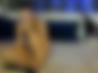 Live cam show with Ariana - Tiny on nudelive.tv