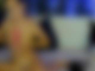 Live cam show with Ariana - Tiny on Camsoda