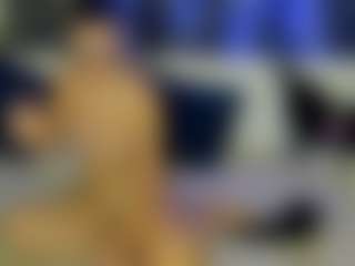 Live cam show with Ariana - Tiny on LiveSexCams6