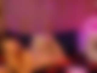 Live cam show with Ariana - Tiny on Dare Cams